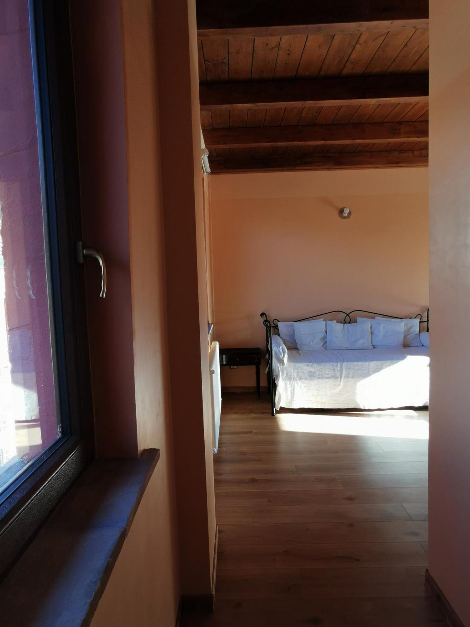 Adagio Guesthouse Caprie Eksteriør bilde